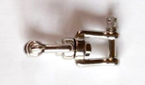 Jaw-jaw swivel fitting